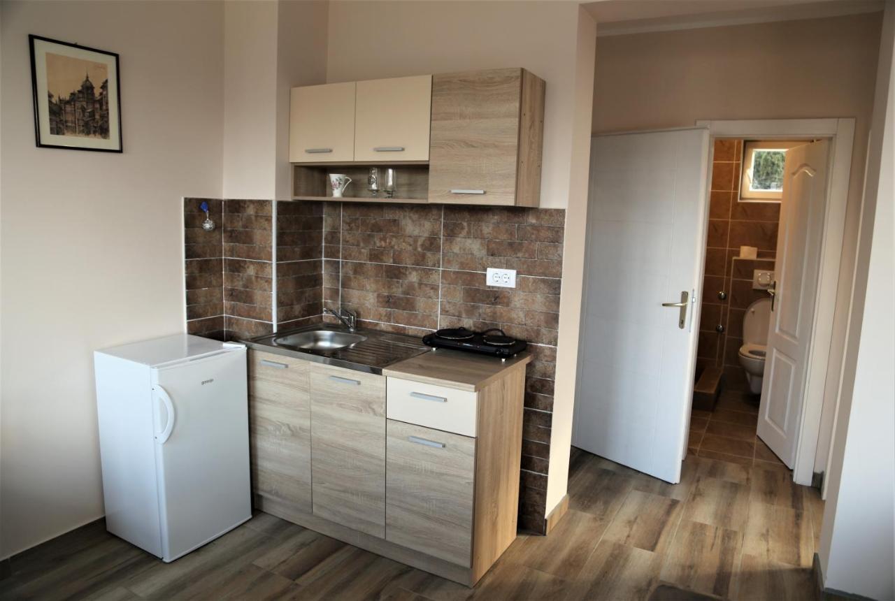 ורדניק Fruskogorska Idila Apartmani מראה חיצוני תמונה